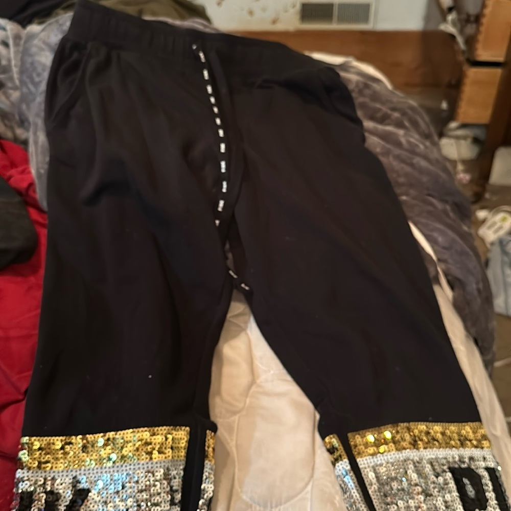 Sweat pants